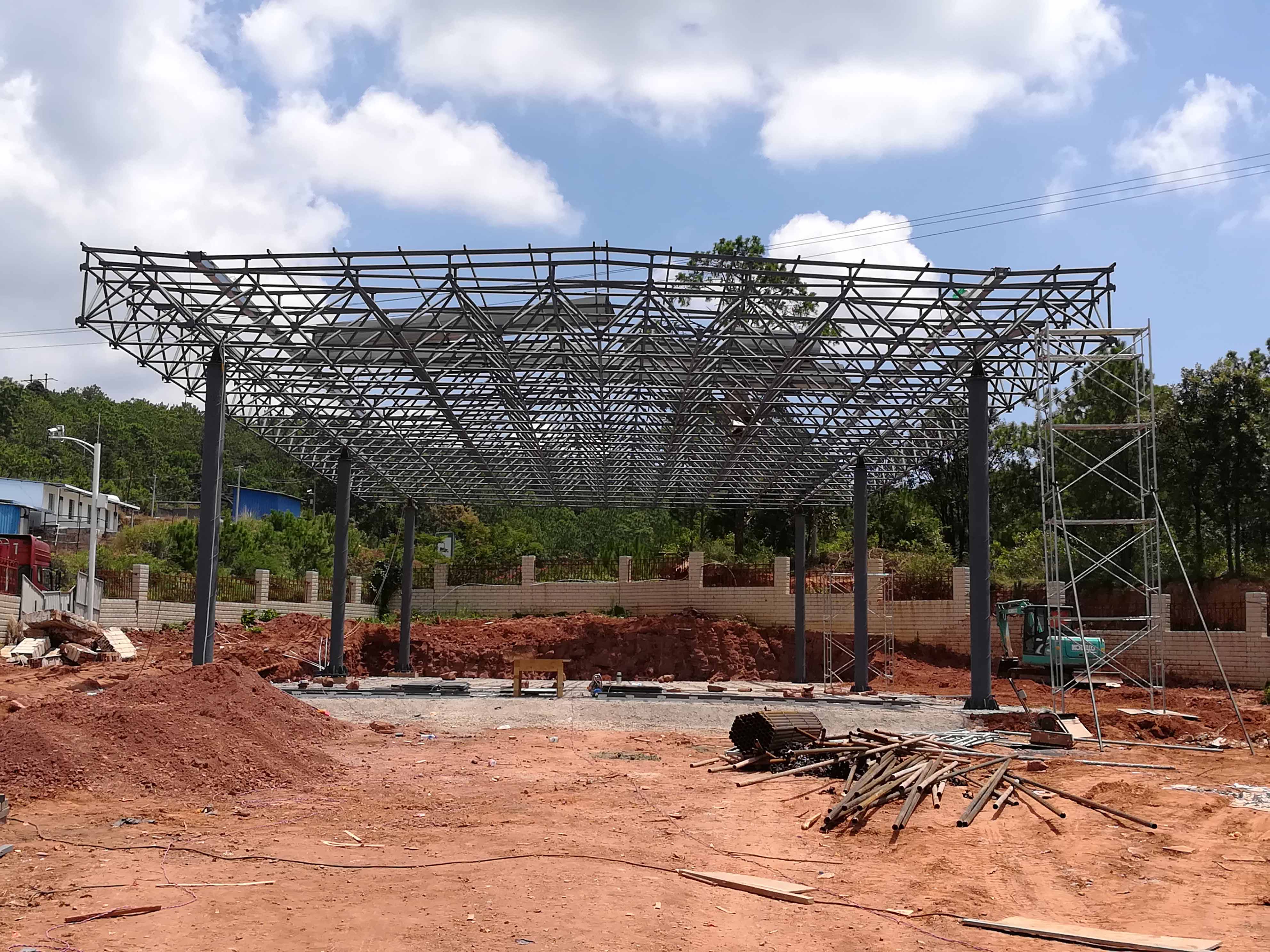 广水加油站网架屋面